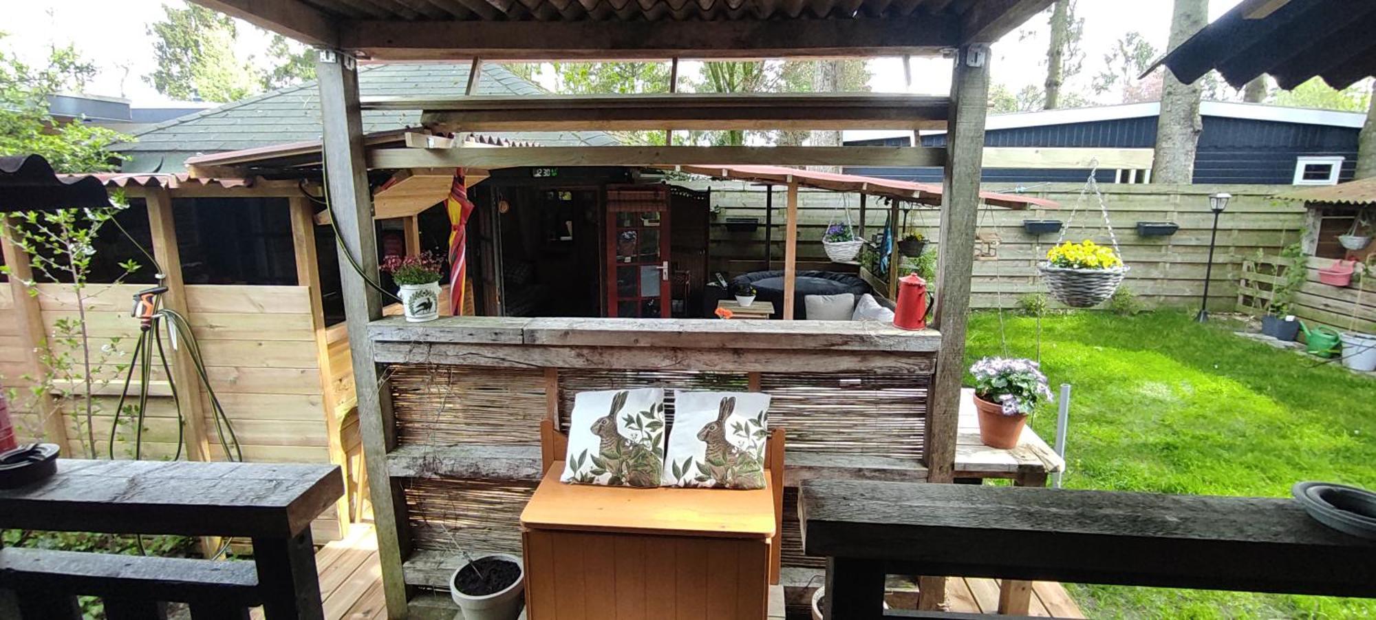 "Tempat Senang" Chalet On The Beautiful Veluwe With Airco Sauna Bbq Jacuzzi Beamer And Dog Putten Exteriör bild