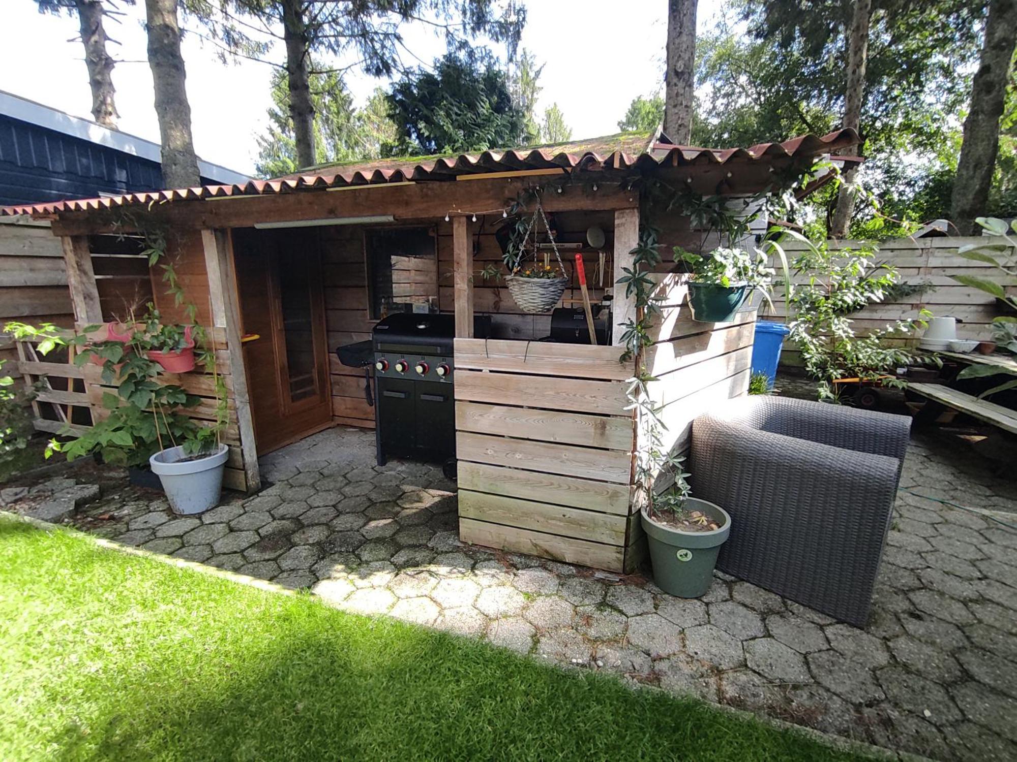 "Tempat Senang" Chalet On The Beautiful Veluwe With Airco Sauna Bbq Jacuzzi Beamer And Dog Putten Exteriör bild